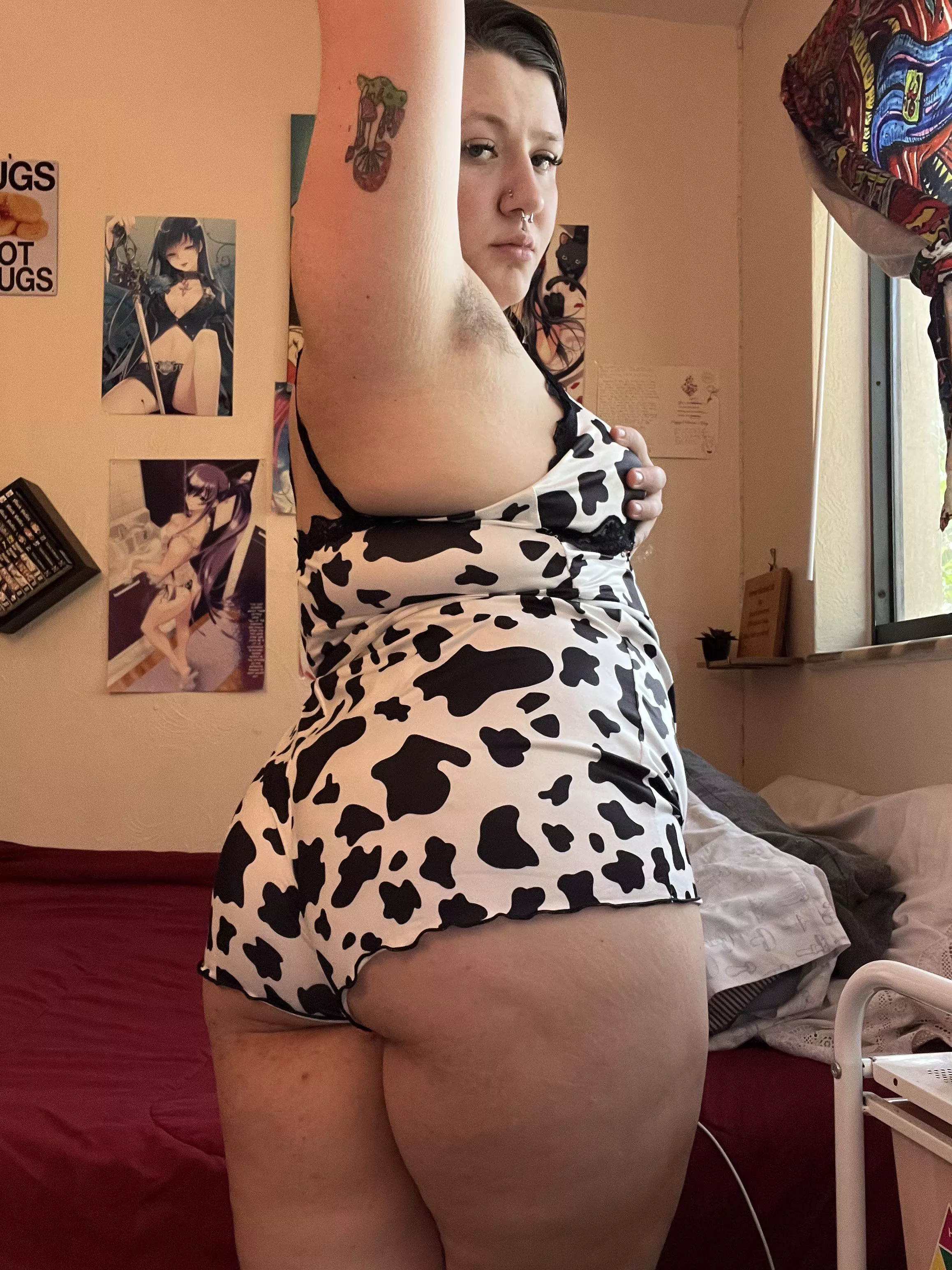 come lick me up, especially my armpits 🤤❣️