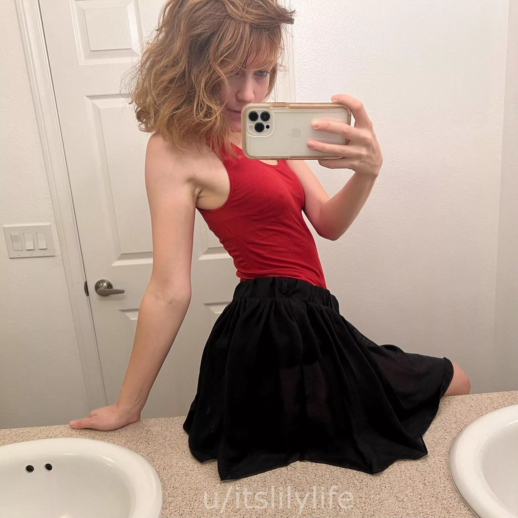 Come see me @ chaturbate.com/its_lily