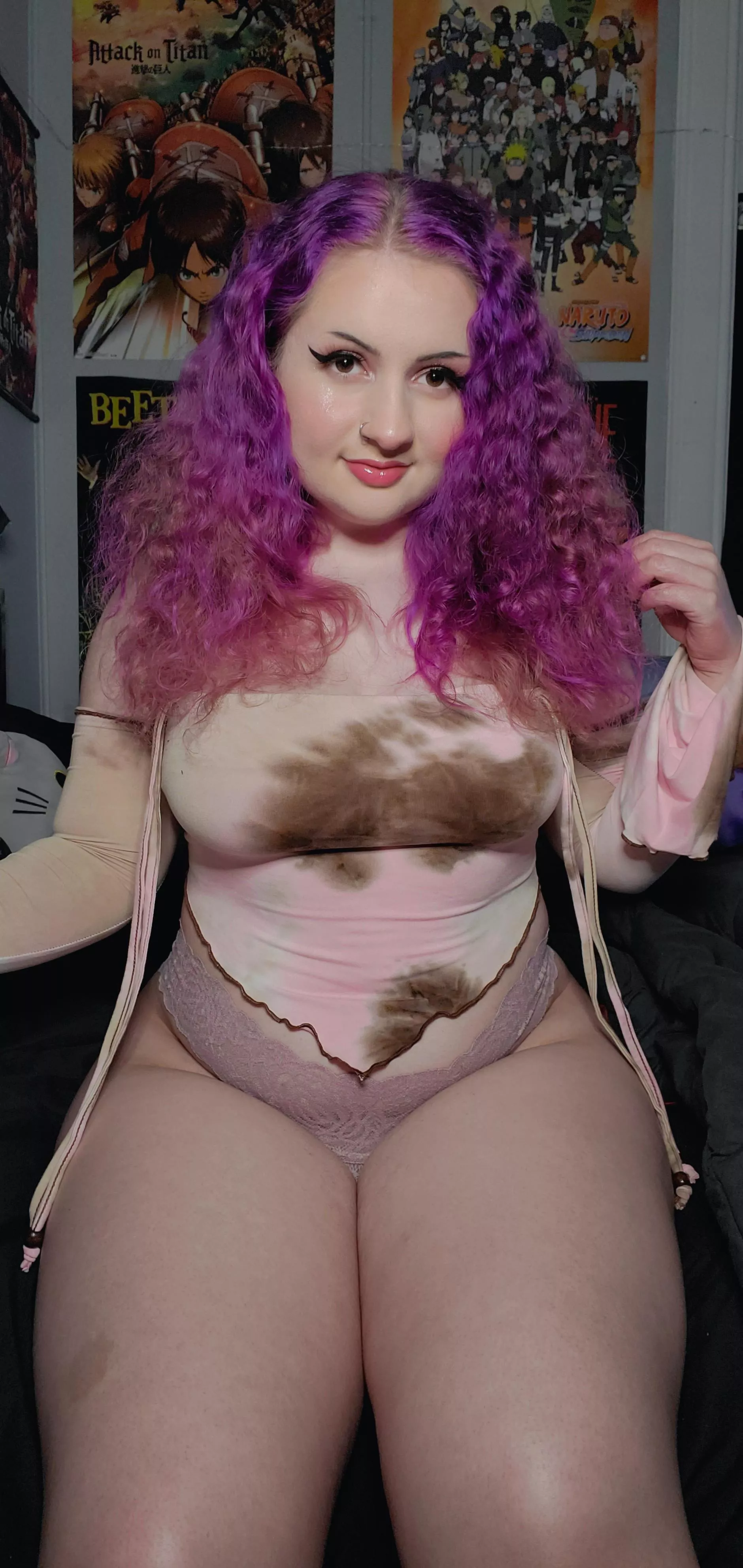 do you like curvy girls? :)