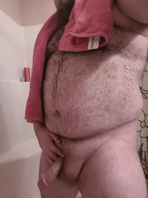 Fresh Friday shower pic🚿, whose gonna lend me a hand😈