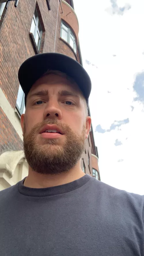 Happy weekend y’all ☺️✌️ Any suggestions on what to do?