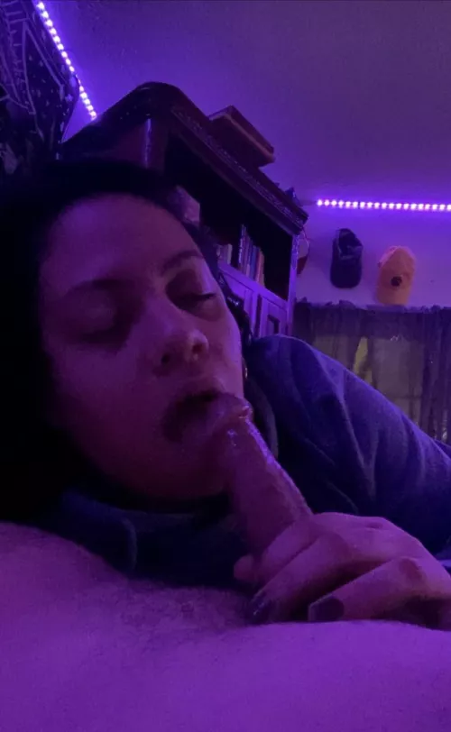 Heaven on call she loves to keep me empty