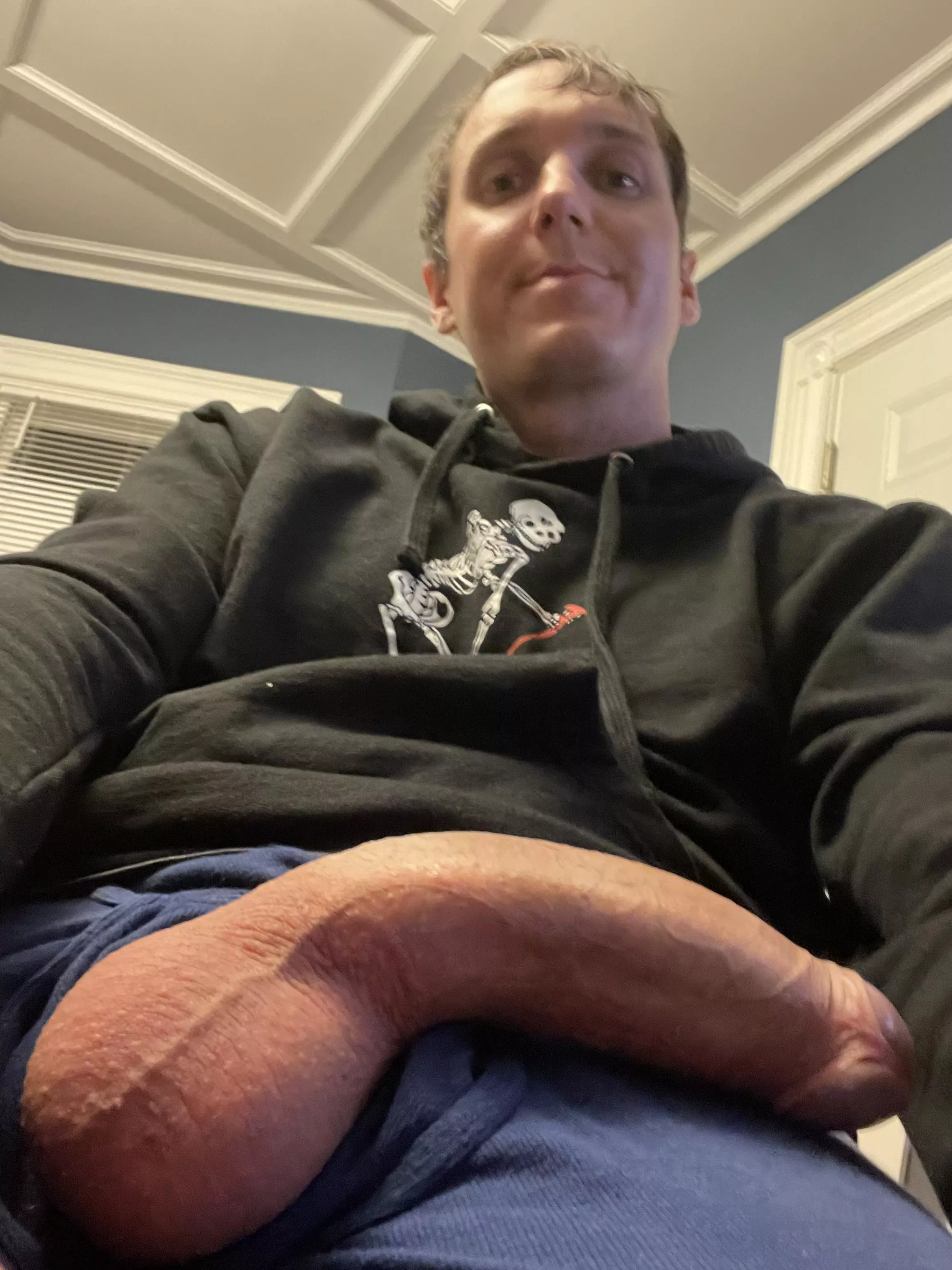 Help me get it fully hard? 😇