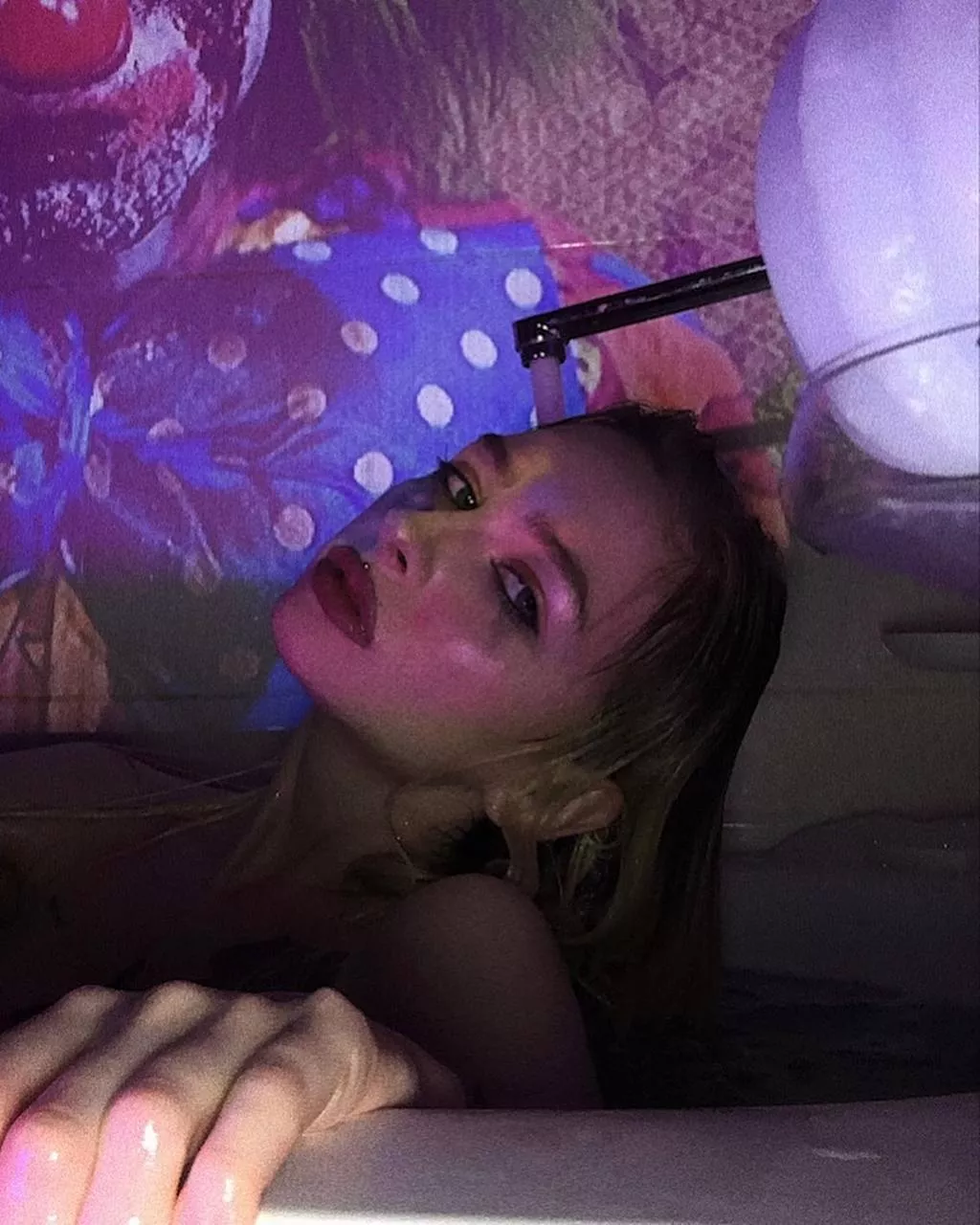 I can take a bath for 4 hours and I will always find something to do there😏