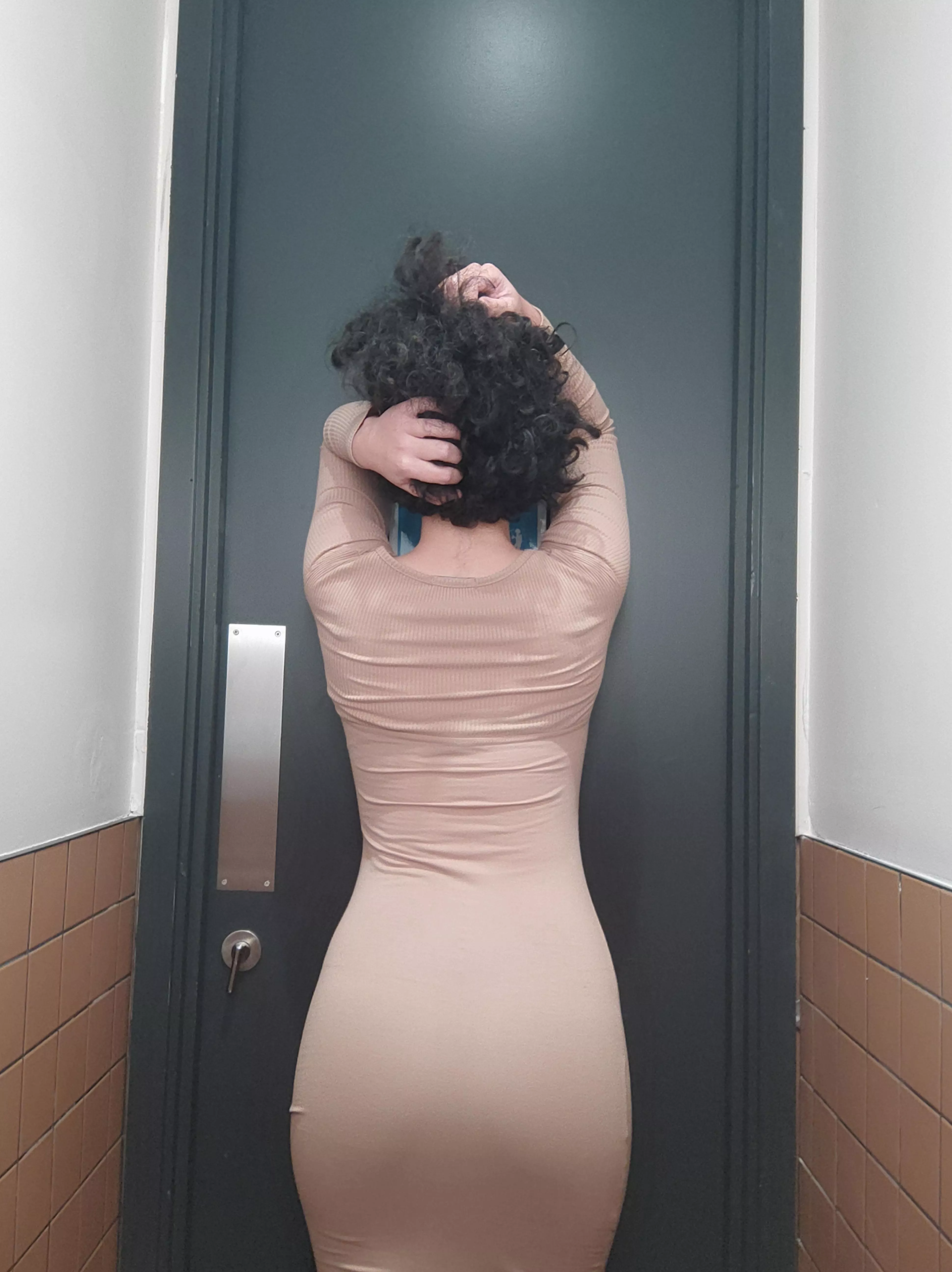 I have a feeling people haven't really noticed my curly hair at work this week.