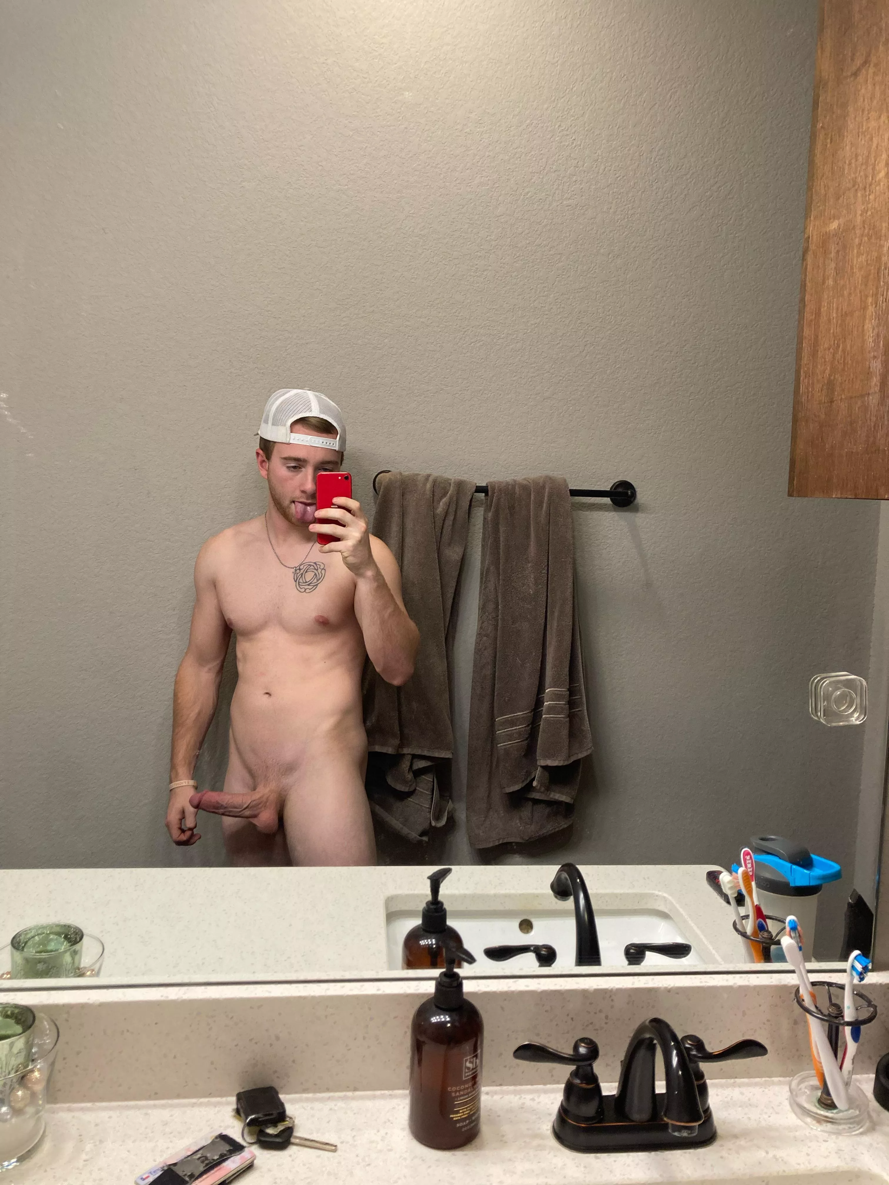 I hope I make you horny😉 message me