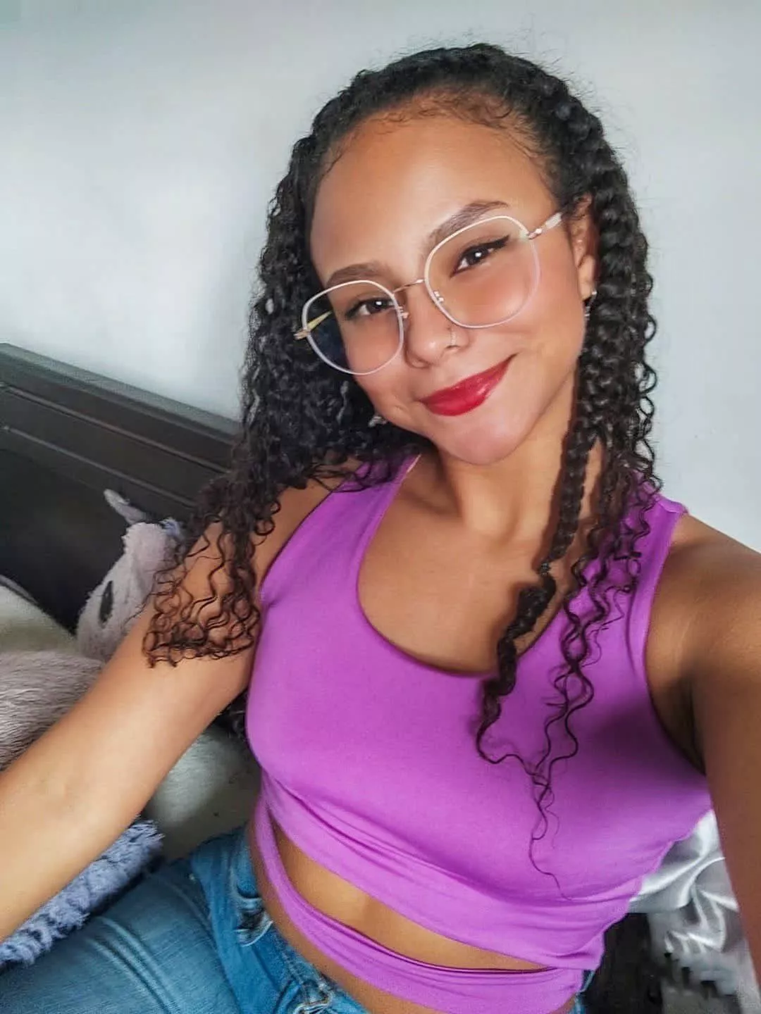 I look like this when I’m chilling at home [f18]