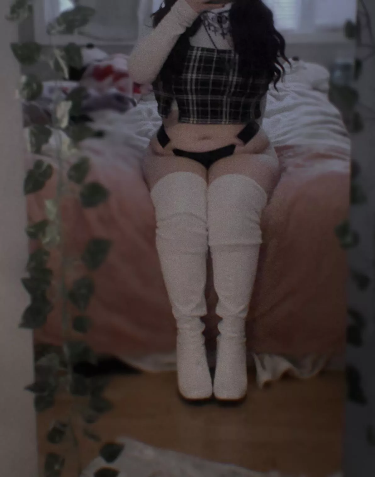 i luv thigh highs 🤍