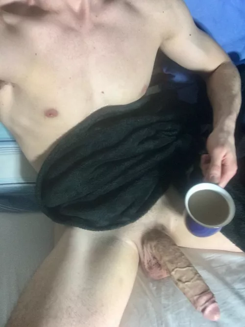 I really don’t want to get out of bed today 😞☕️