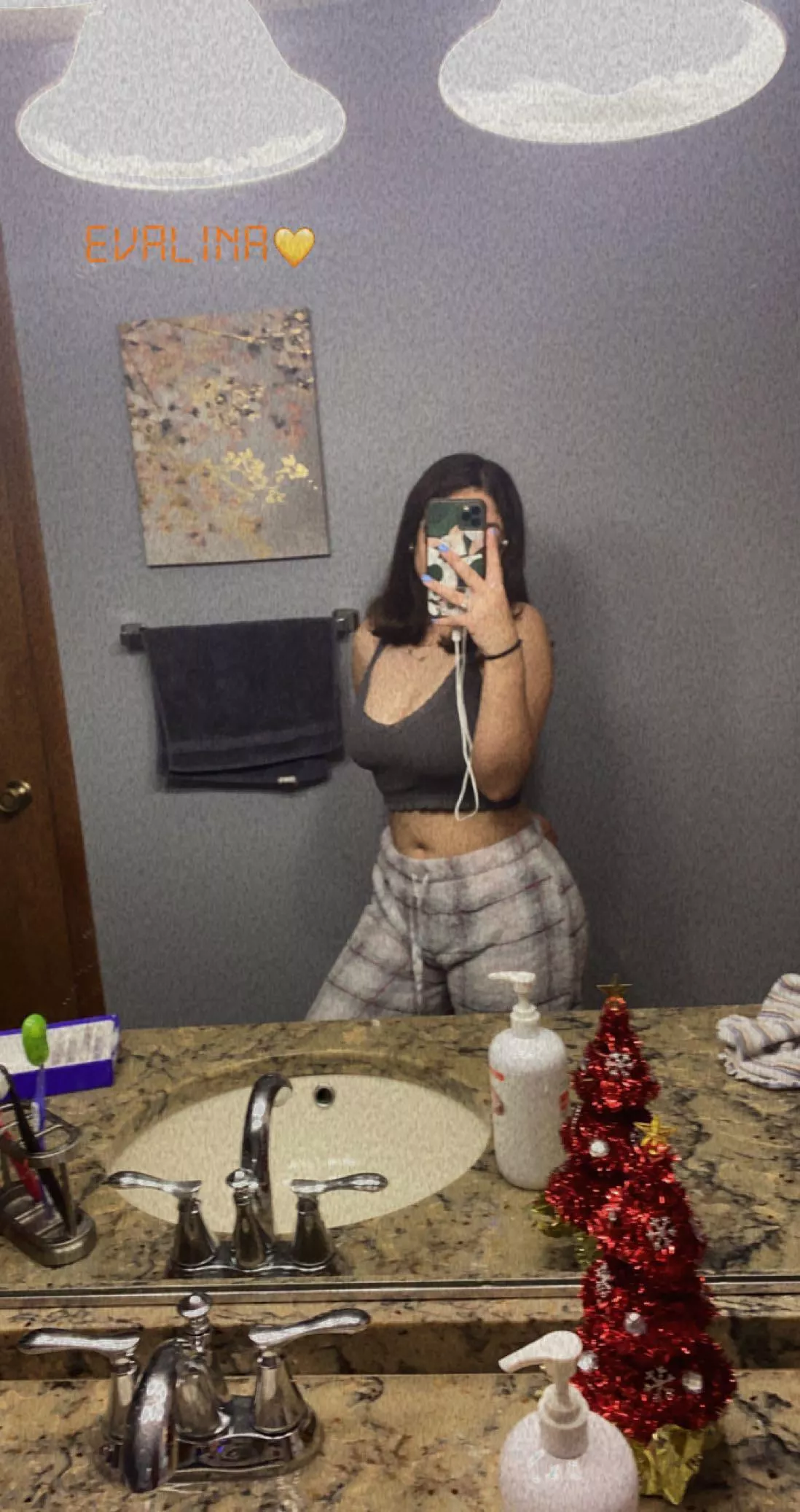 I wanna get fucked while my hair is pulled