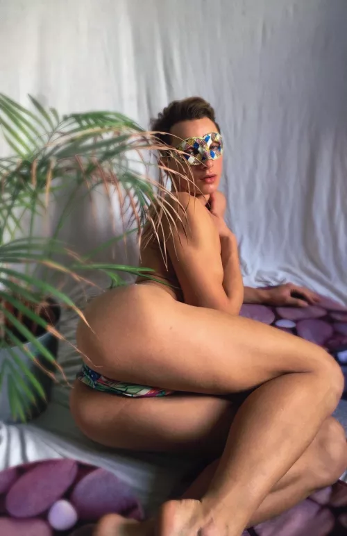 I want to be cover with you cum bro💖