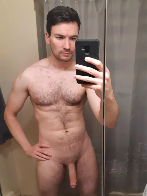 If anyone that knows me ever wondered what I look like naked. This one's for you