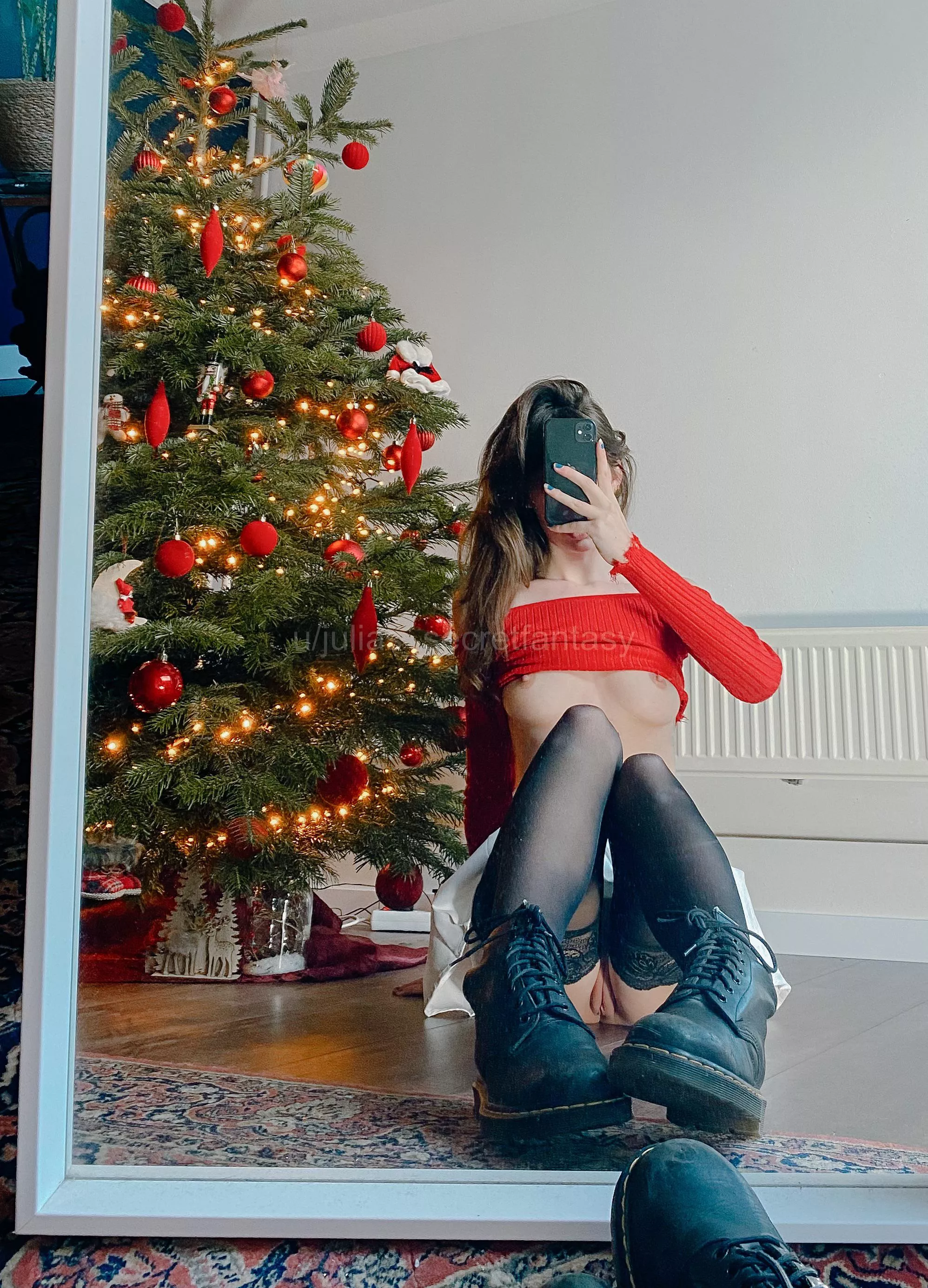 May I interest u into spending Xmas between my thighs?