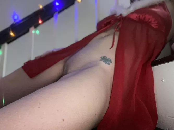 Santa Baby, will you be a dear?