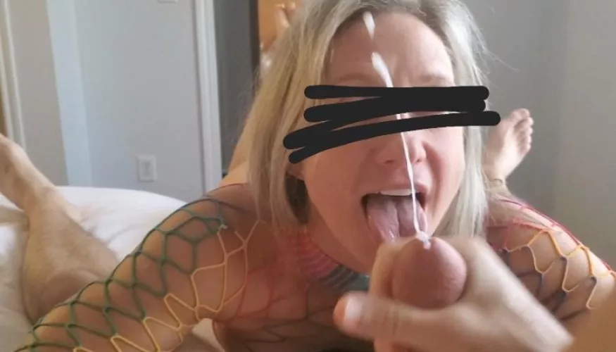 Surprise facial on my last hotwife date 💦😳😅