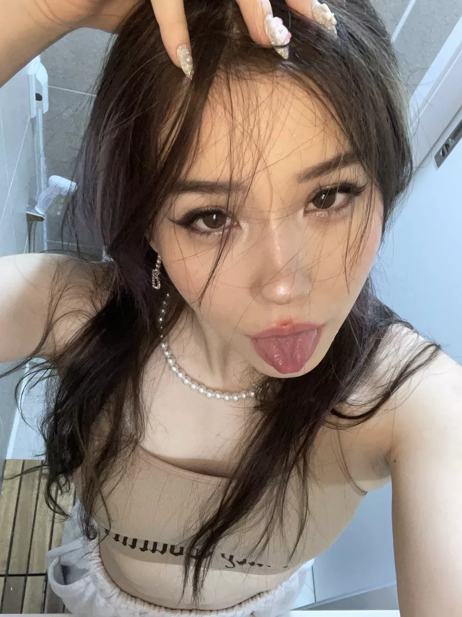 tongue out