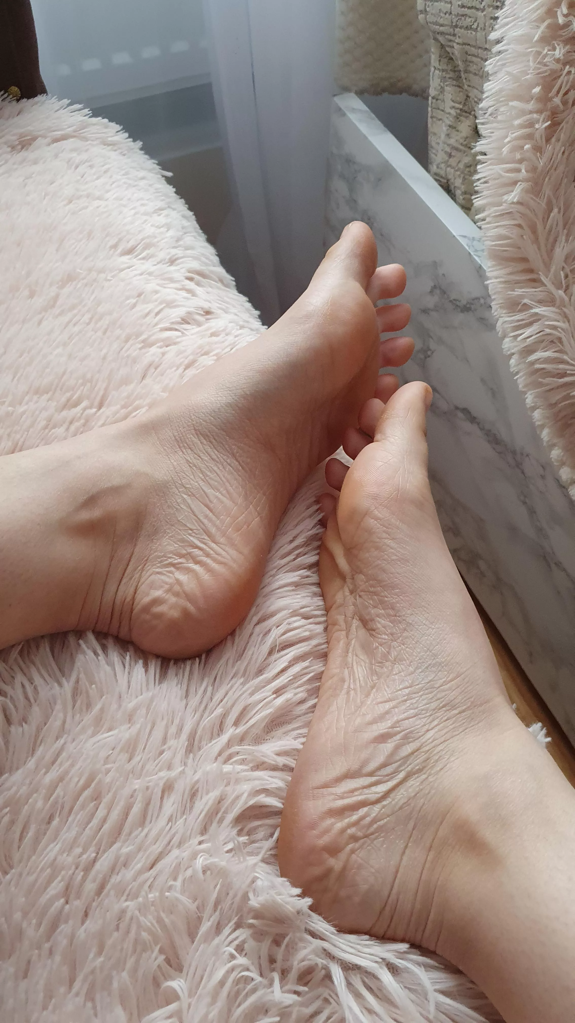 Ukrainian feet needing love, they are always scared of bombs and the dark because no electricity