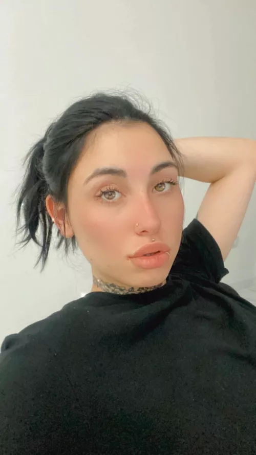 Upvote if you would let yourself be humiliated by a bad girl [domme]