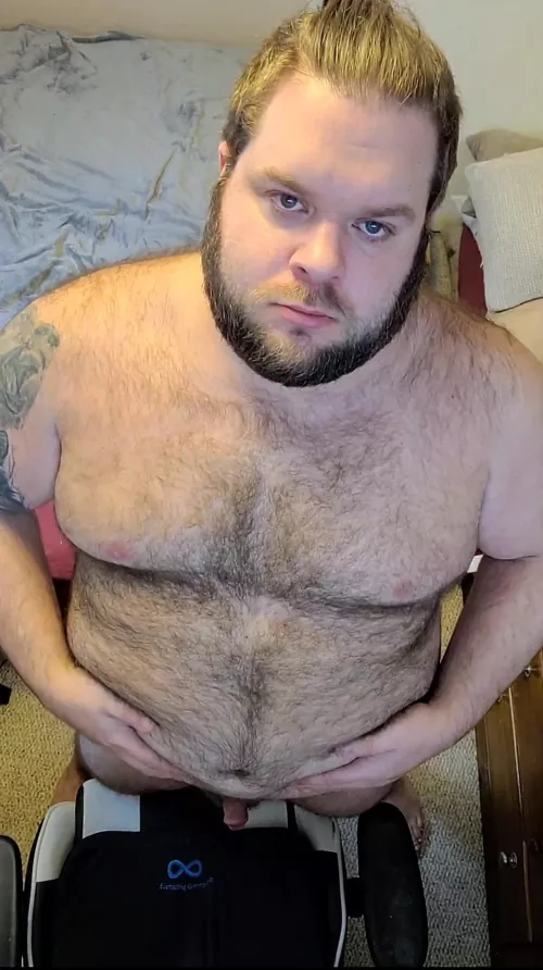 Wanna come rub my fur?