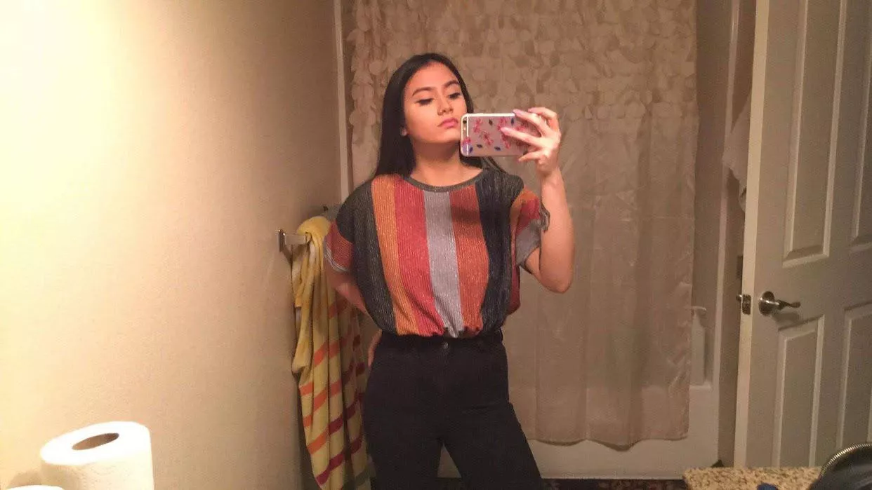 wanna see what she’s hiding? upvote and dm to find out