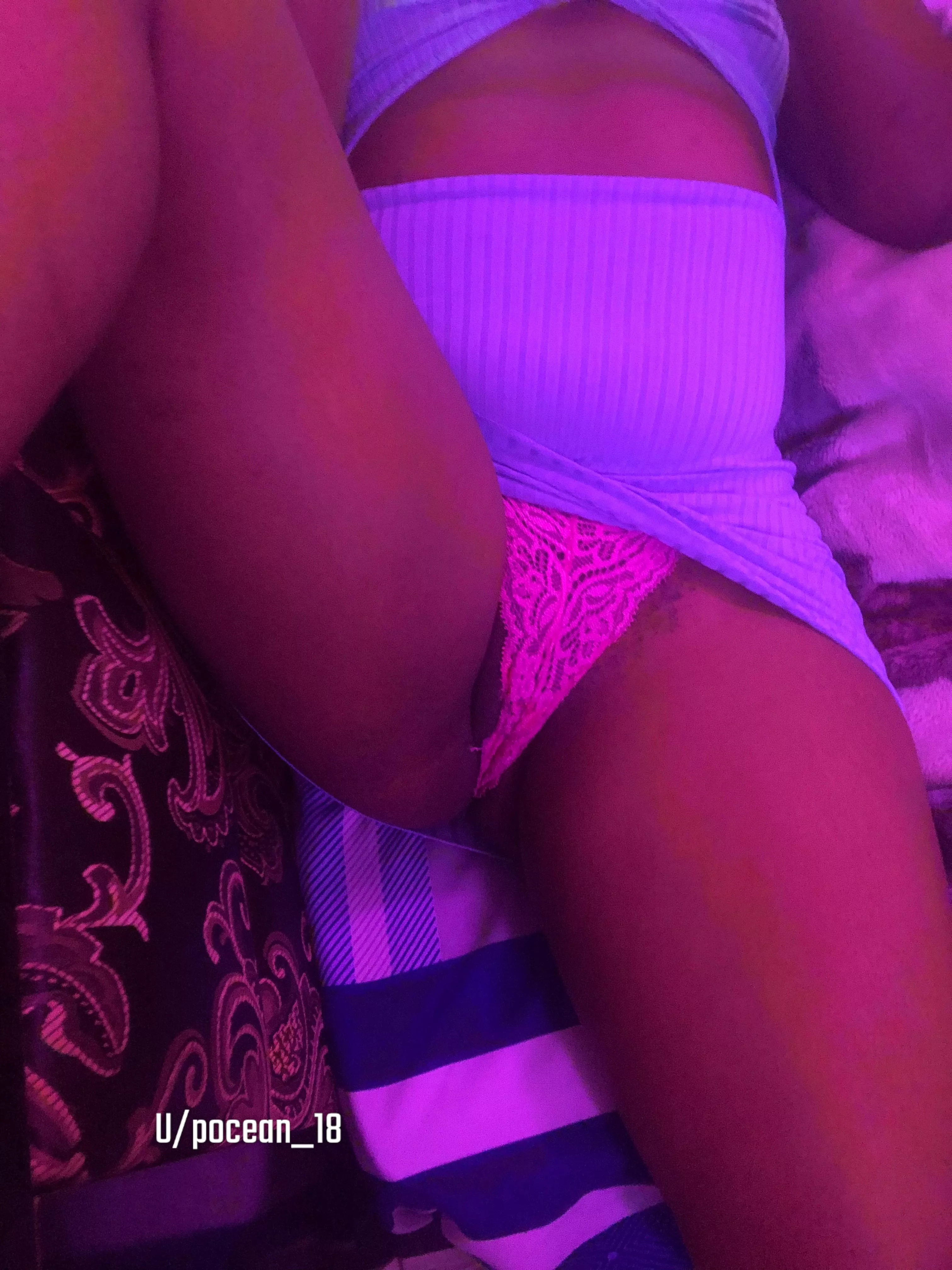 Want me to send photos like this to you ?