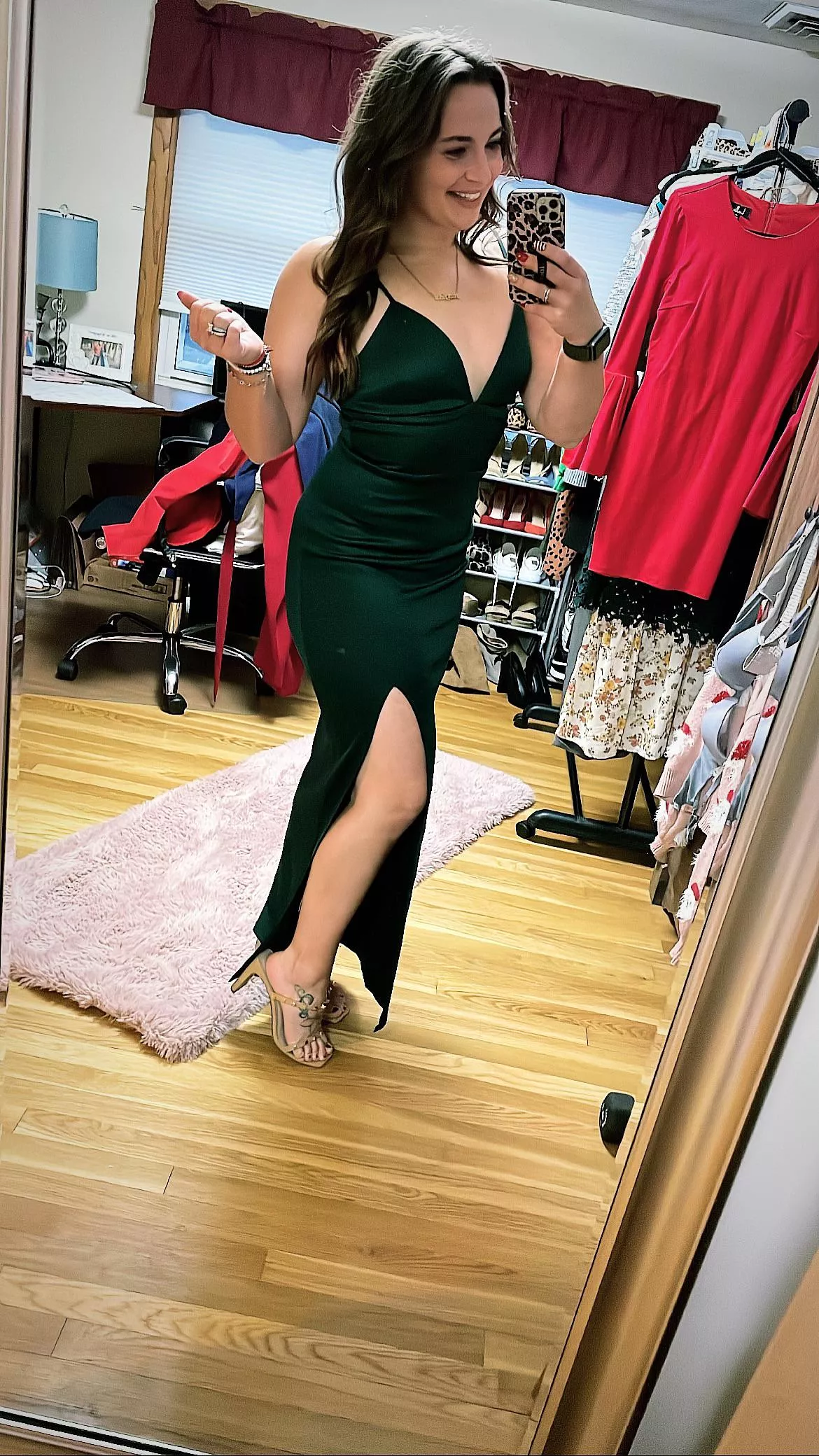 Who wants what’s underneath 🤤