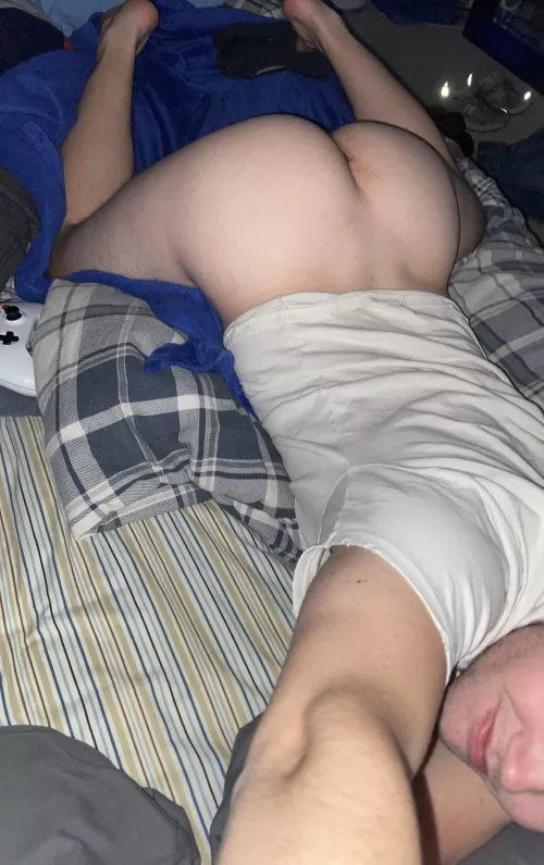 wish i could be pounded on my bed