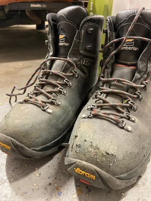 Zamberlan Vioz GTX damage or normal wear? I’ve had them for 2 weeks.