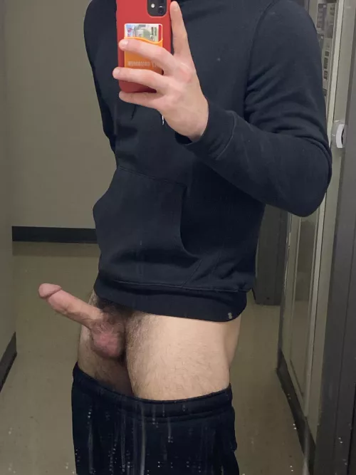 [20] I love to feel it’s girth in my hand