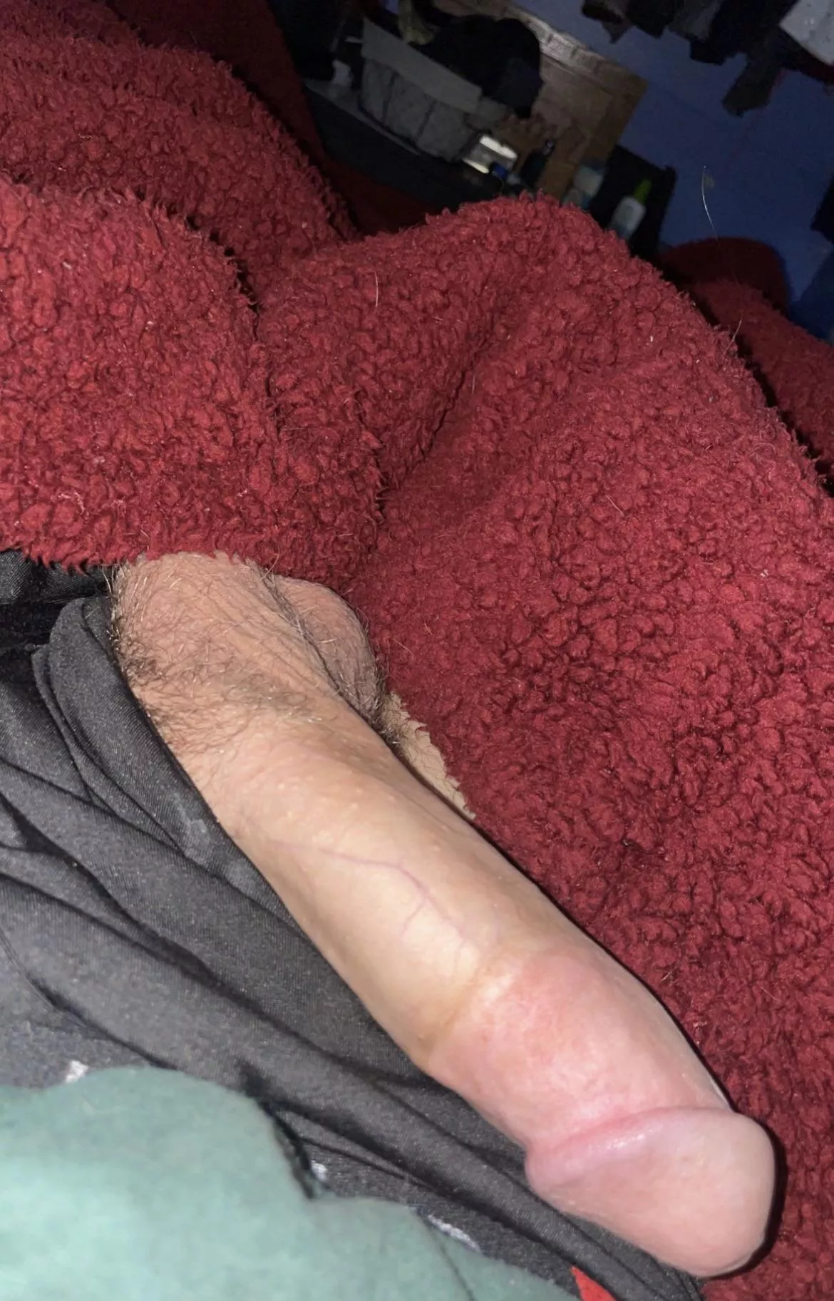 20 m Canada🇨🇦 6’2, white with a 7 inch dick looking for another bro to jerk with snap: kadendavis1111