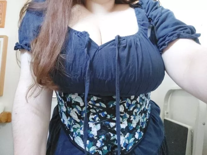 A cute fit, but nothing underneath 🥰