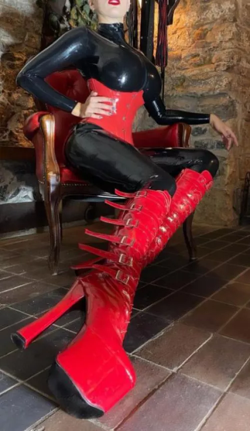 After you have done the drugs After you have seen your therapist After you have been to the support group After you have gone to your priest After you done it all The only thing that will be in your Brain is ME The thought of you bending the knees The th