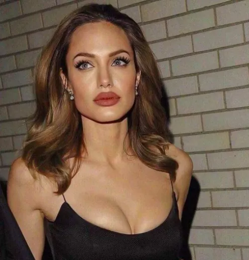 Angelina Jolie