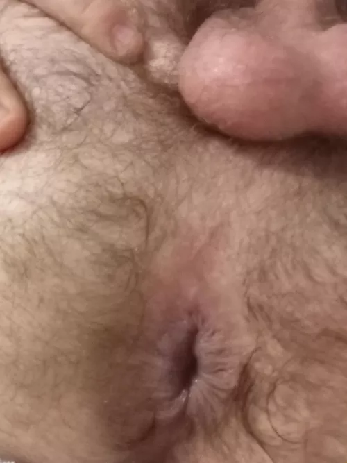 anyone like loose holes?