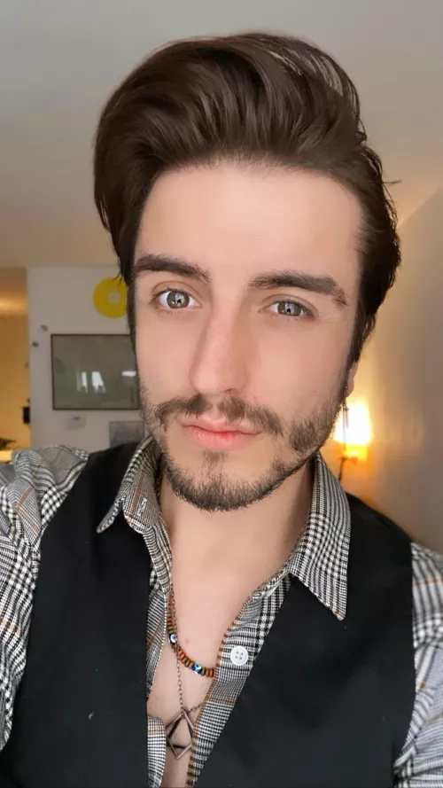 Been sick the last couple of days, finally feelin somewhat better and gonna be filling out my Pokédex today!