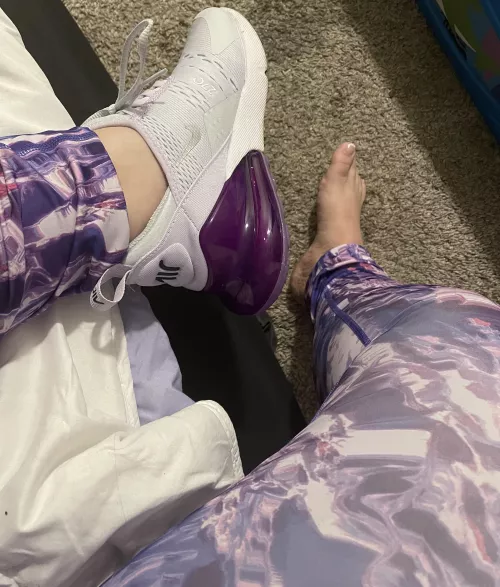 Cater to my feet lovers