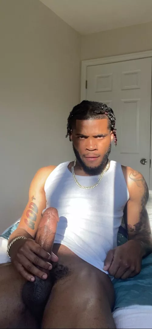 Caught you staring 😈