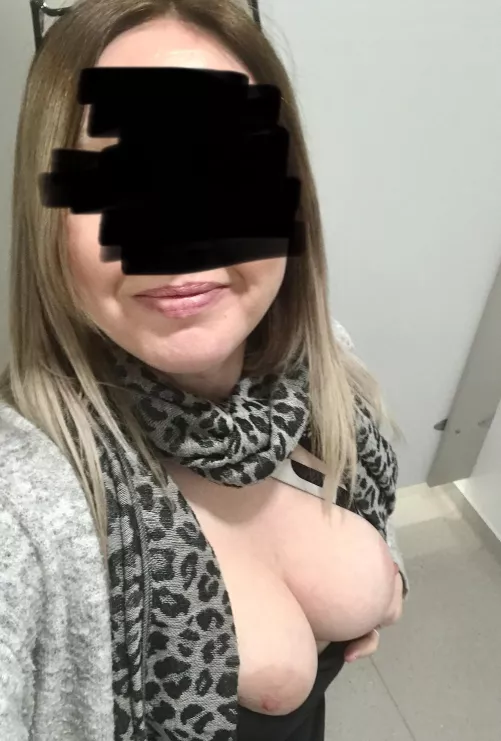 F46 bi mom of two, i want to trade myself behind my husband’s back.