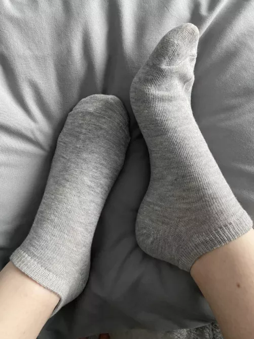 First pair for sale 🤍 Let me know what you think! $15 with shipping included and 1 day wear