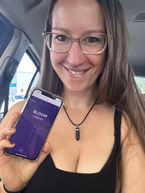 Going shopping with the app controlled toy 🥵