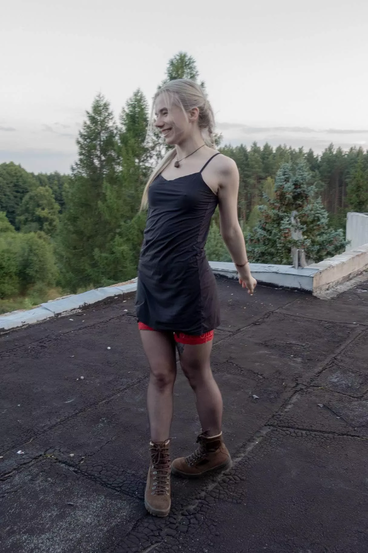 Happy forest fairy urbexing around