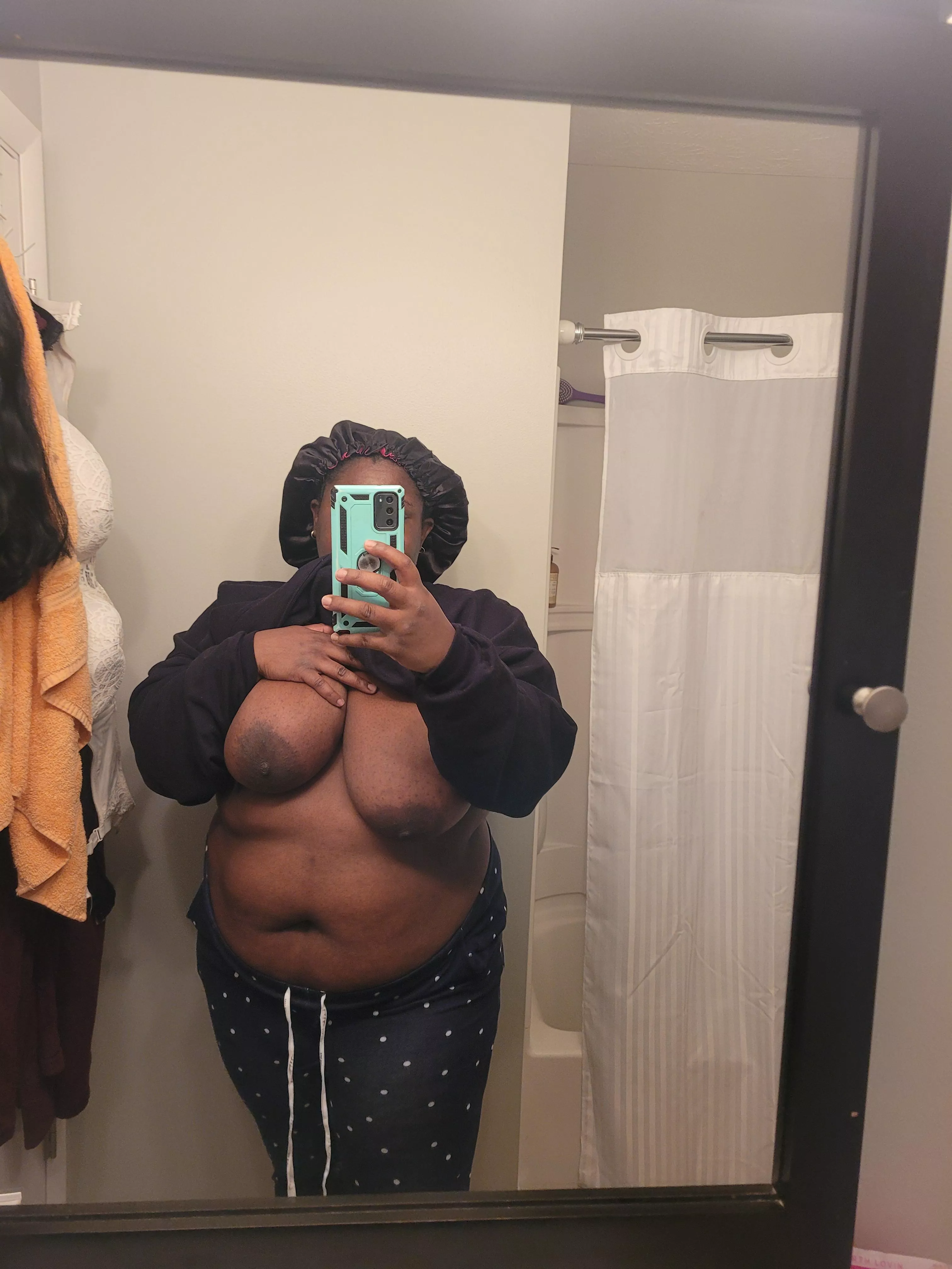 I need a mouth for just a sec