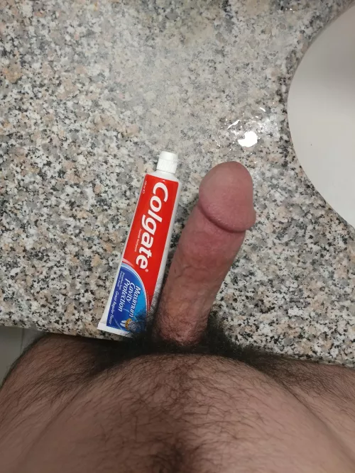 Im bigger than the toothpaste tube. That means you have to use me instead😈😋