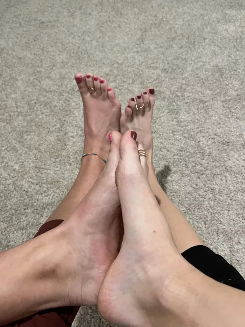 Insert your cock here ⬇️ 😉