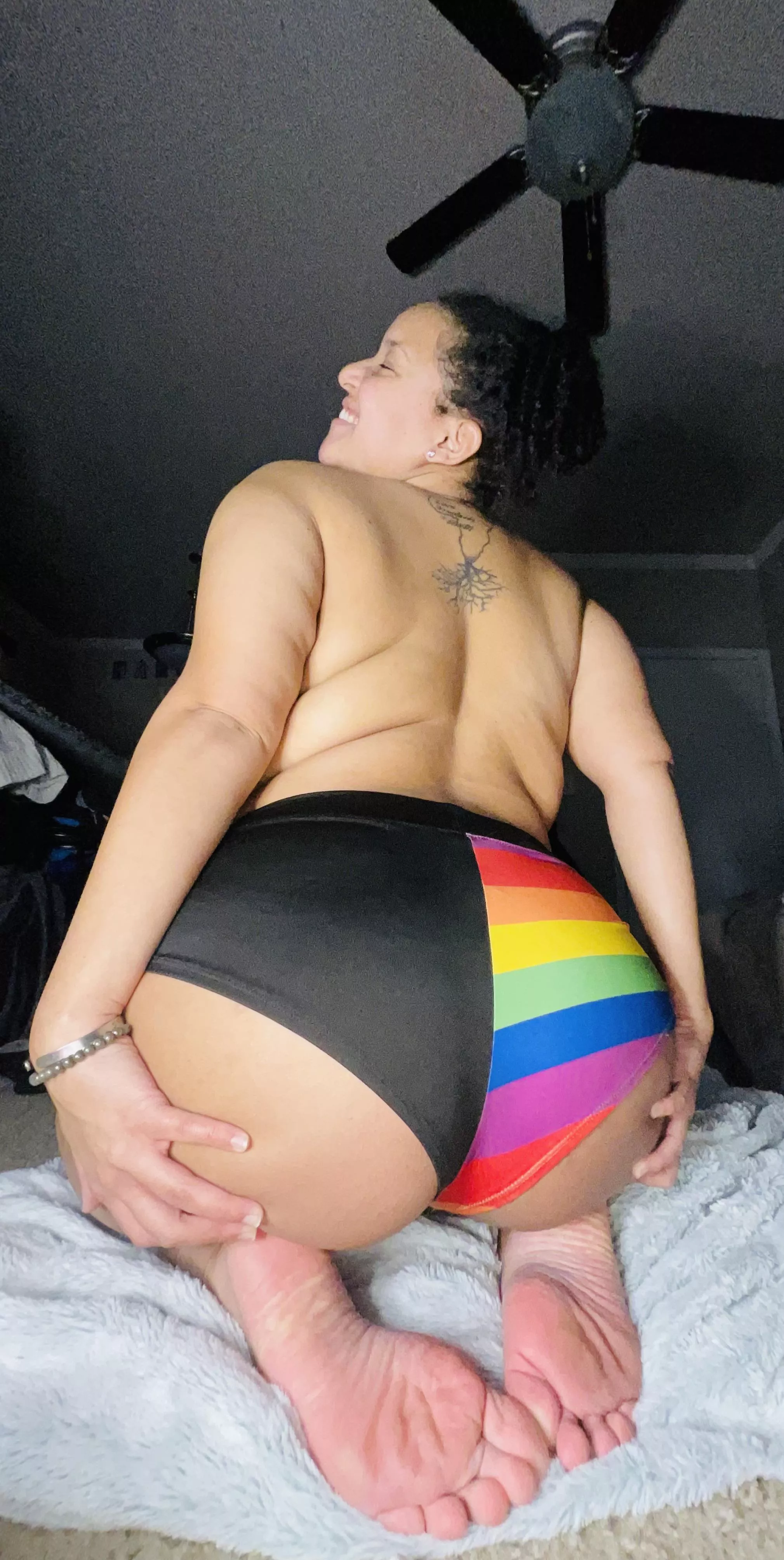 Just wanna make you smile baby 😘👅🌈