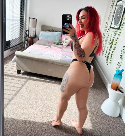 Morning booty for you 🖤