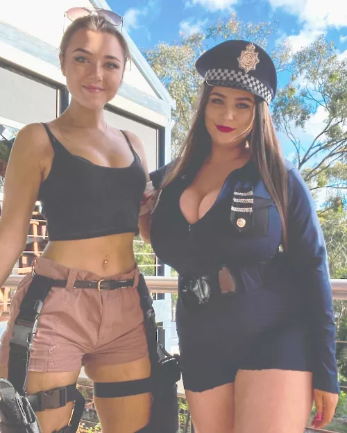 Officers are a different breed🍈