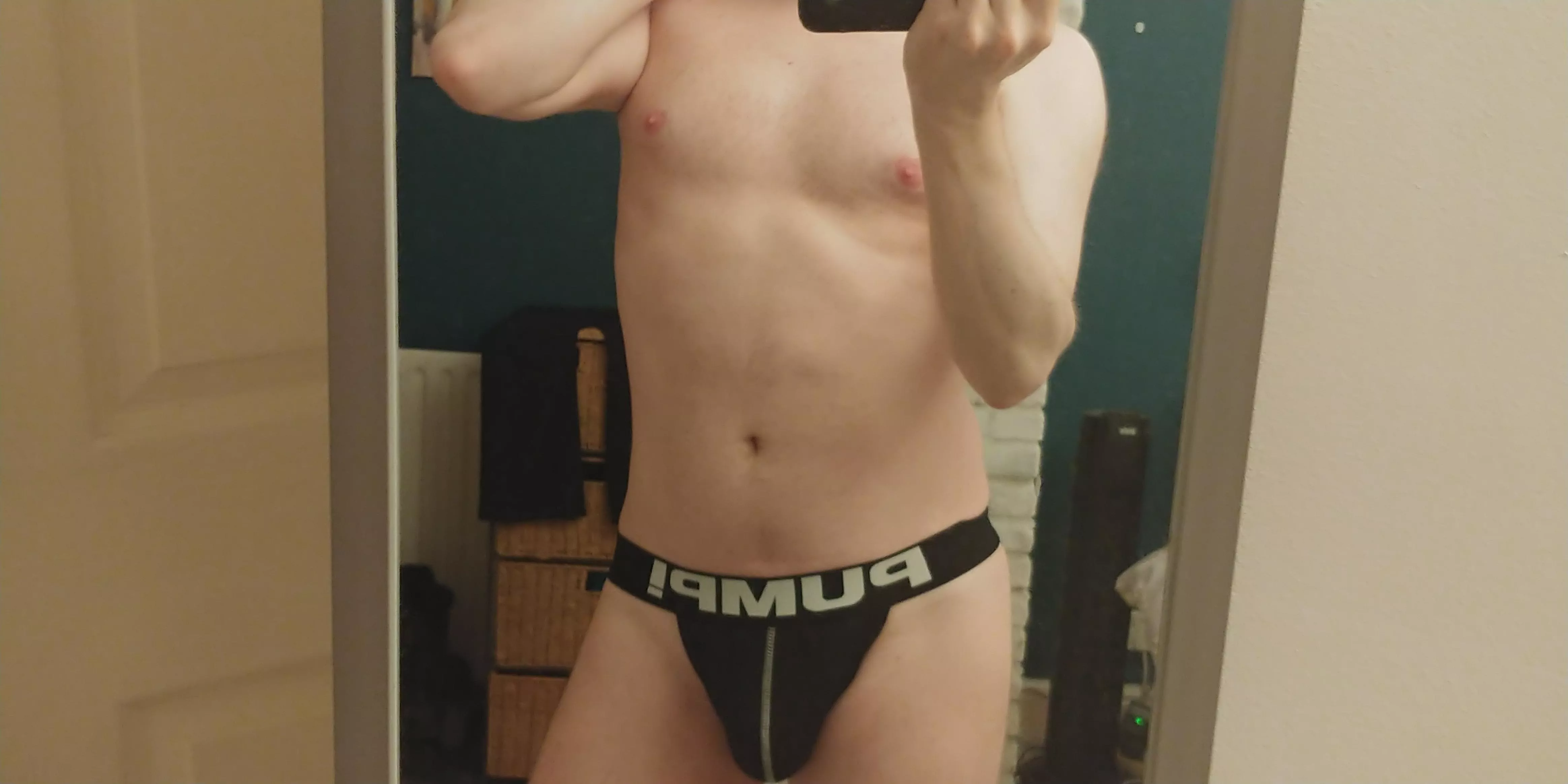 🇬🇧 Proud of dropping a little weight ☺