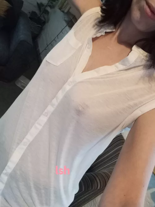 Rocking the braless look today!