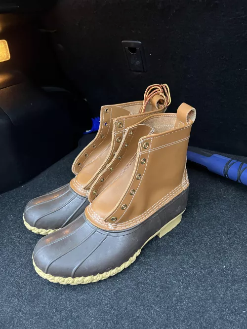 Should I still condition brand new boots lying there after a year?